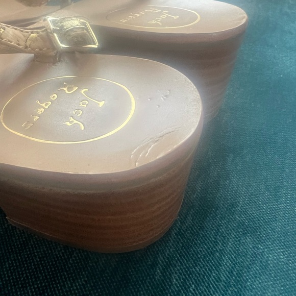 Jack Rogers 9.5 Heels Shoes Tan Gold Leather - Picture 6 of 9